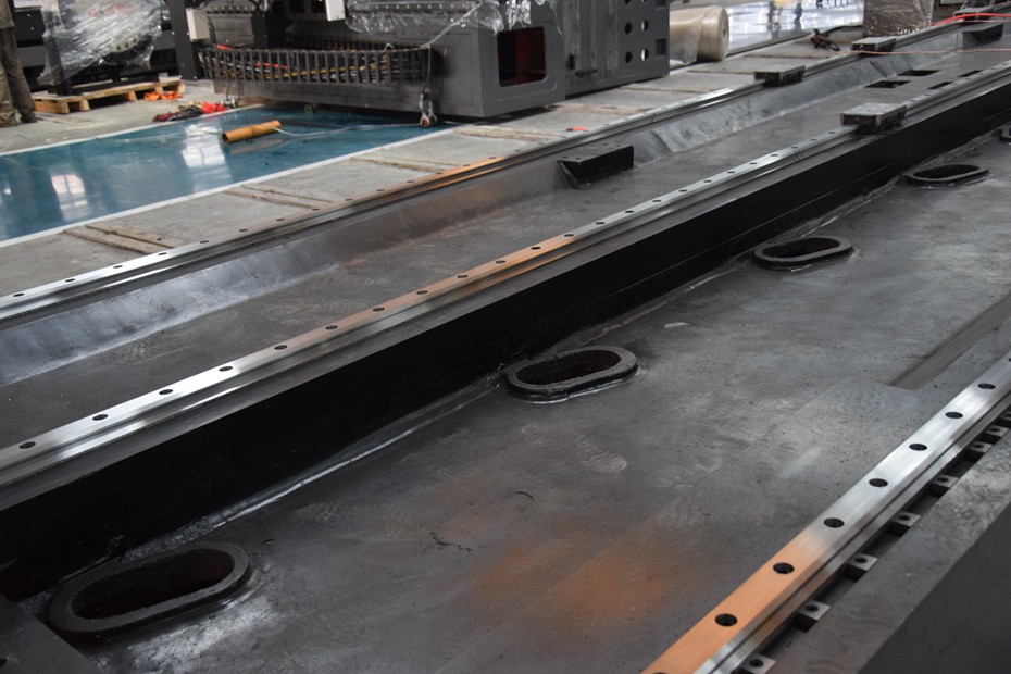 數控龍門銑床滾珠三線軌的優點有哪些.jpg 數控龍門銑床滾珠三線軌的優點有哪些.jpg